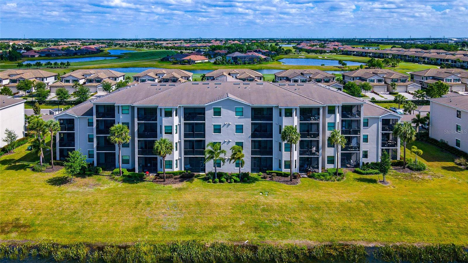 18008 GAWTHROP DR #101, LAKEWOOD RANCH, FL — photo 45