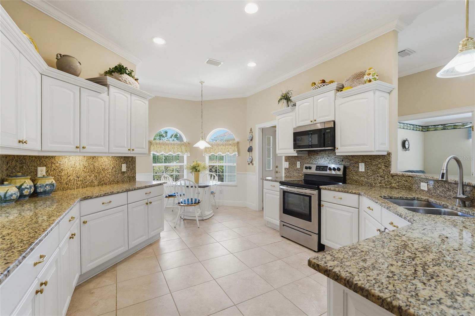 5013 HARBOR HTS, LADY LAKE, FL — photo 36