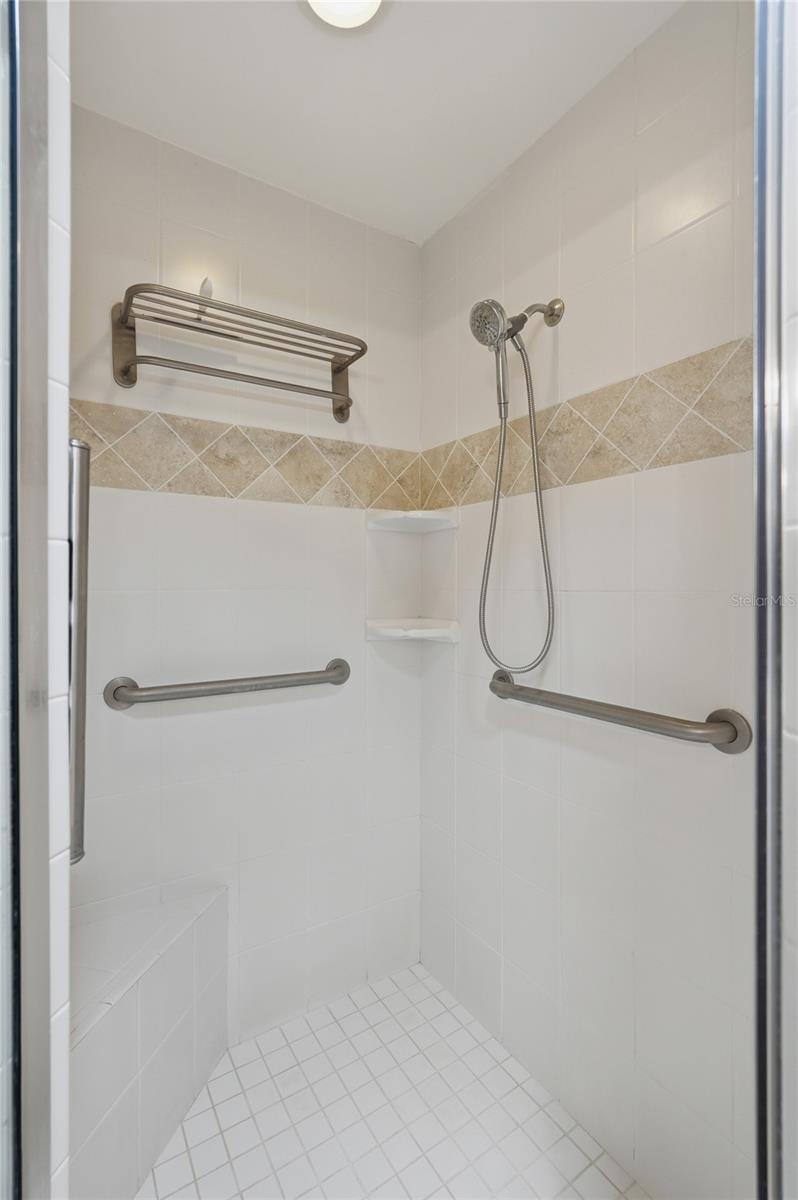 5013 HARBOR HTS, LADY LAKE, FL — photo 54