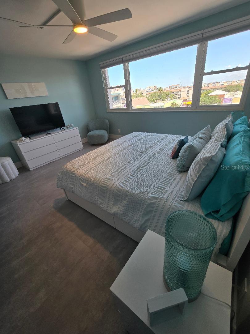 675 S GULFVIEW BLVD #505, CLEARWATER BEACH, FL — photo 31