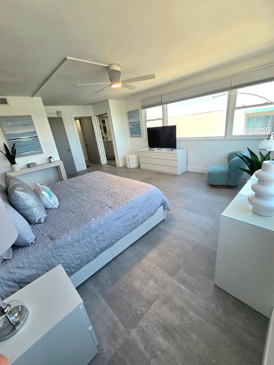675 S GULFVIEW BLVD #505, CLEARWATER BEACH, FL — photo 35