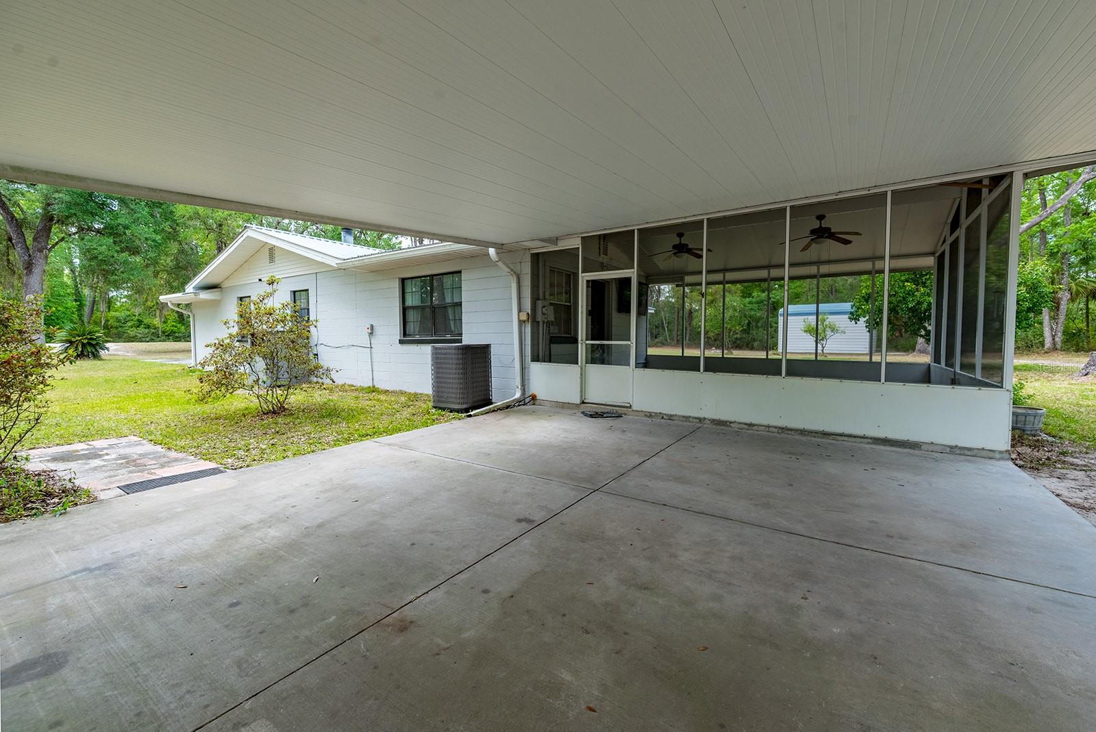 1753 SE HIGHWAY 349, OLD TOWN, FL — photo 9