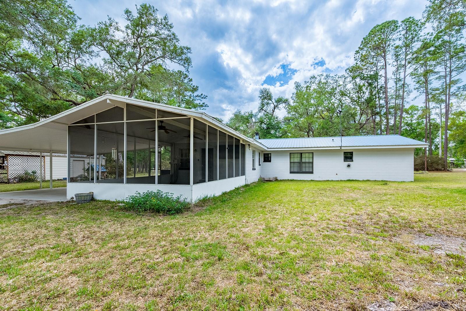 1753 SE HIGHWAY 349, OLD TOWN, FL — photo 11