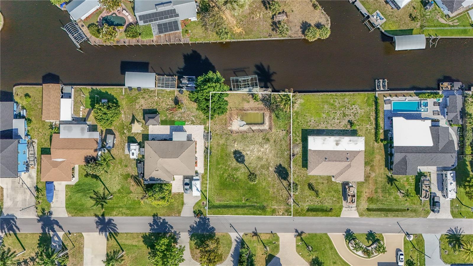 116 E NORTH SHORE AVE, NORTH FORT MYERS, FL — photo 2