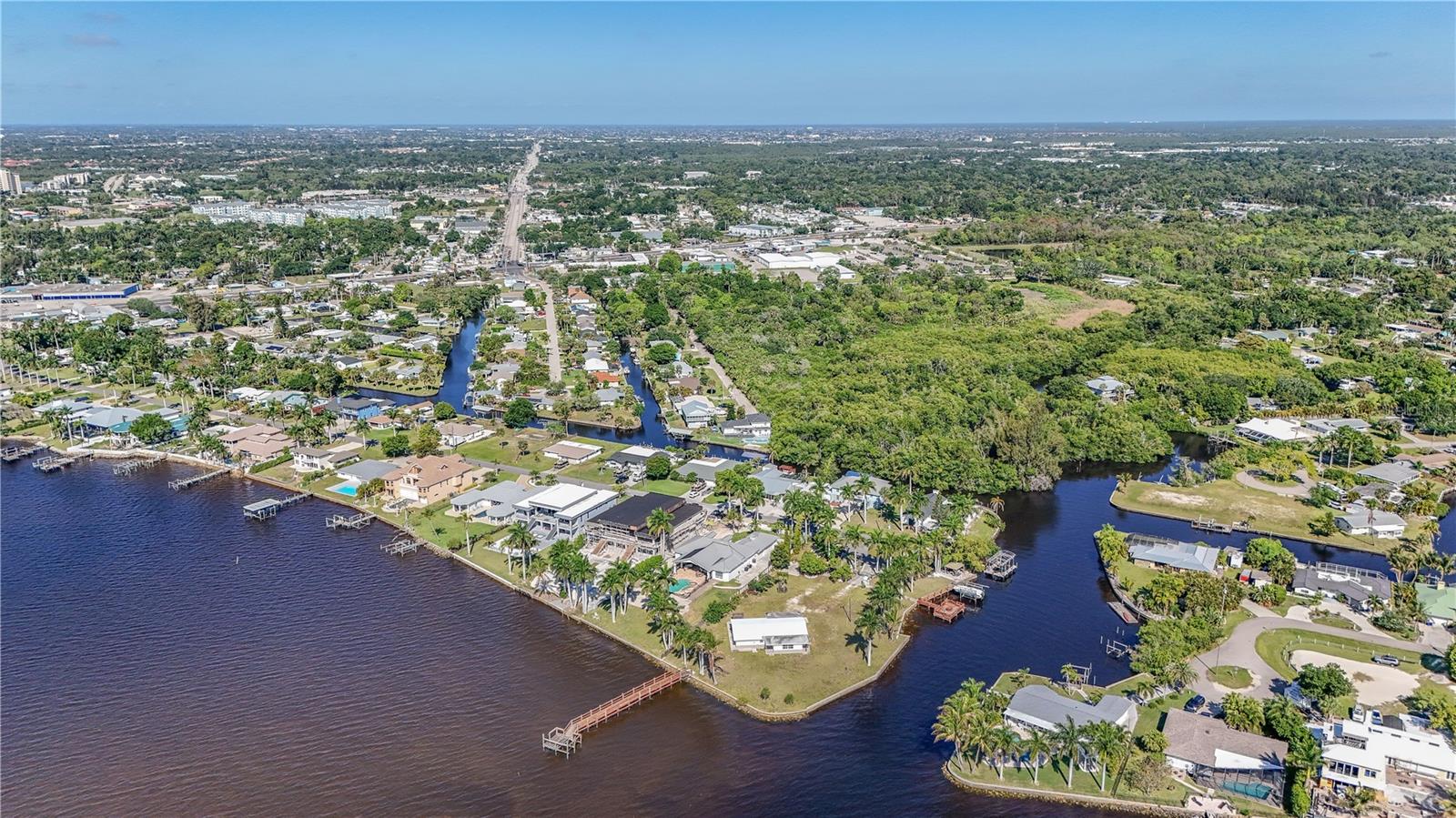 116 E NORTH SHORE AVE, NORTH FORT MYERS, FL — photo 7