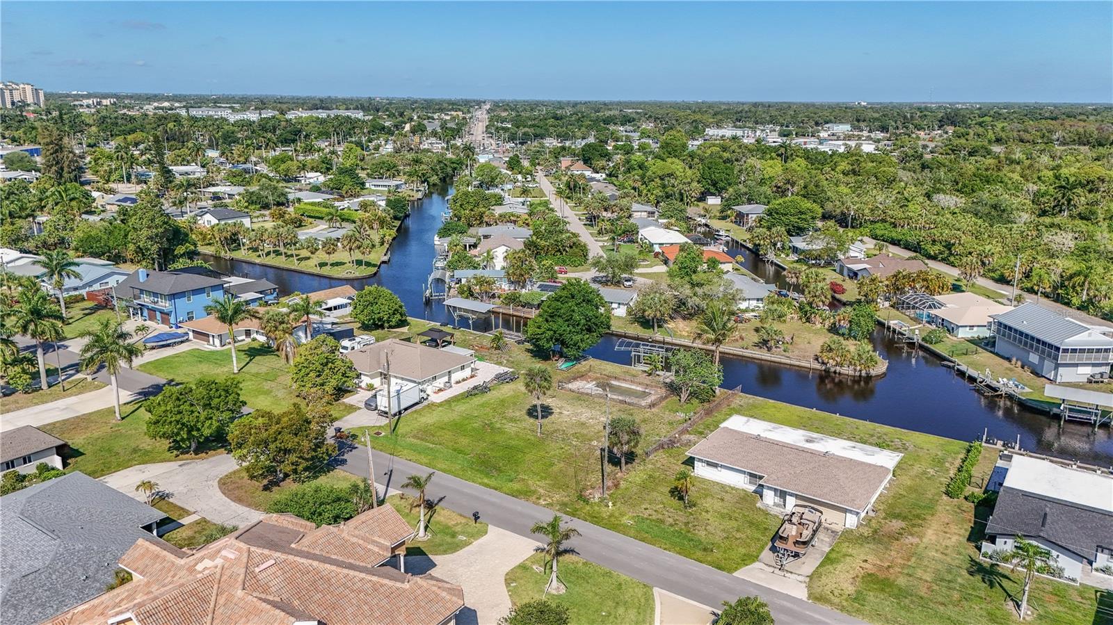 116 E NORTH SHORE AVE, NORTH FORT MYERS, FL — photo 8
