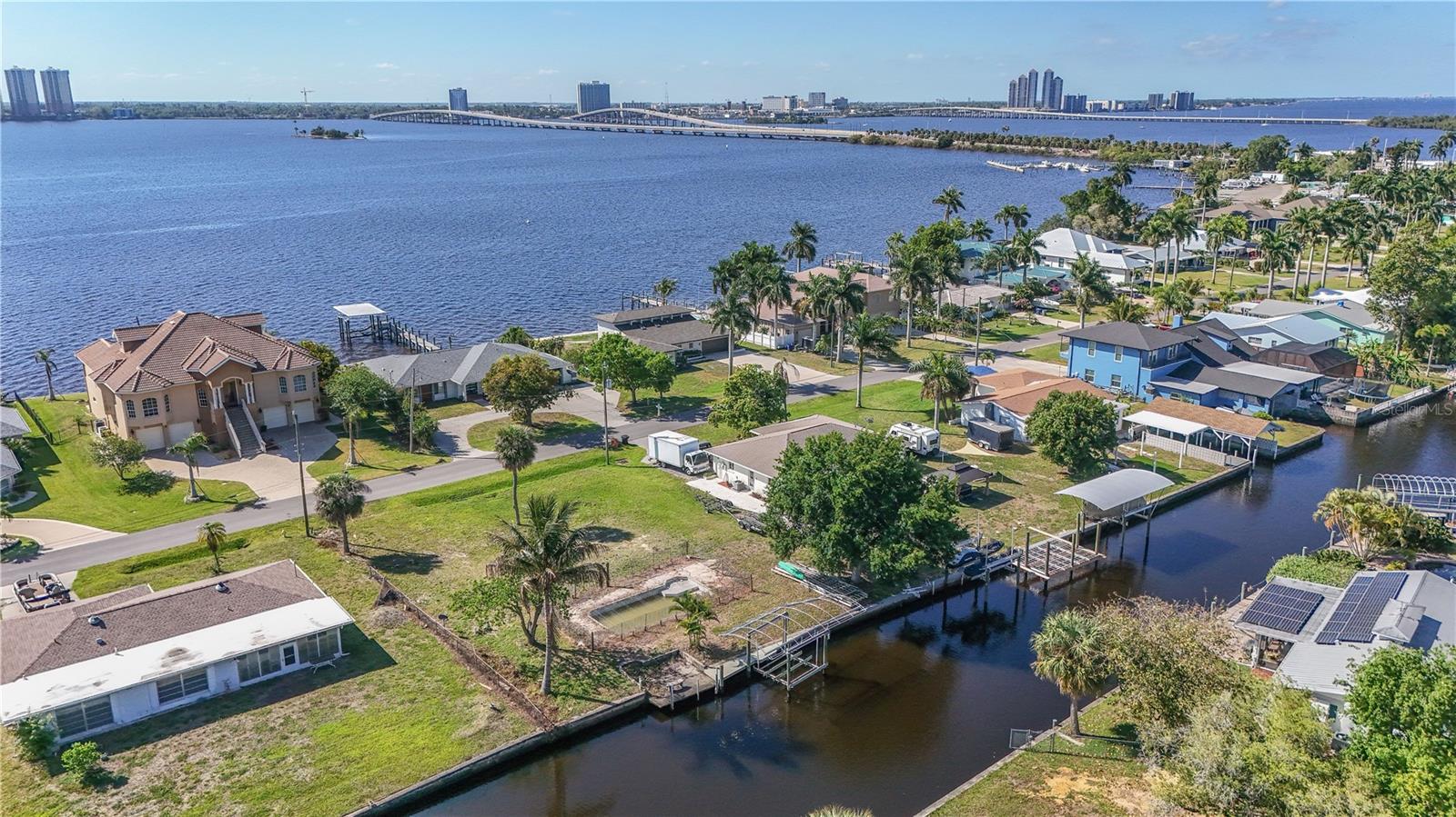 116 E NORTH SHORE AVE, NORTH FORT MYERS, FL — photo 10