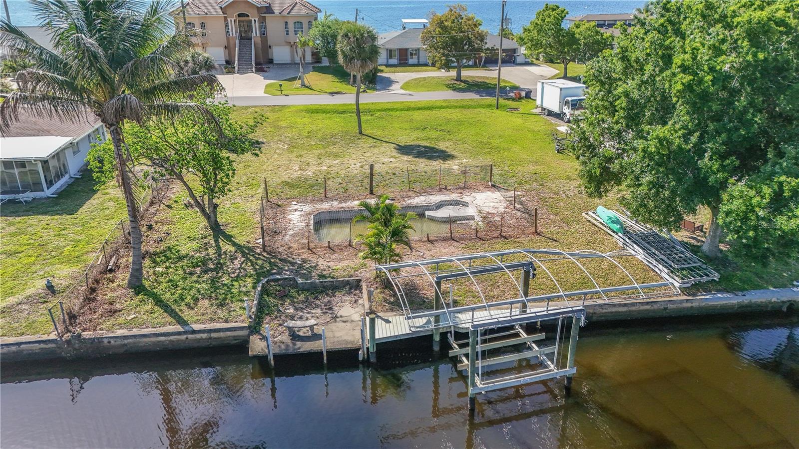 116 E NORTH SHORE AVE, NORTH FORT MYERS, FL — photo 12