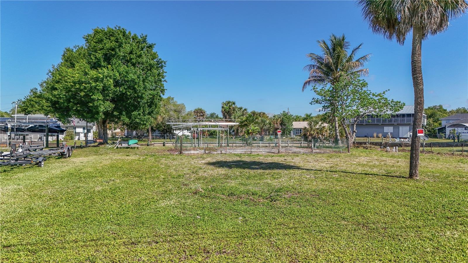 116 E NORTH SHORE AVE, NORTH FORT MYERS, FL — photo 16