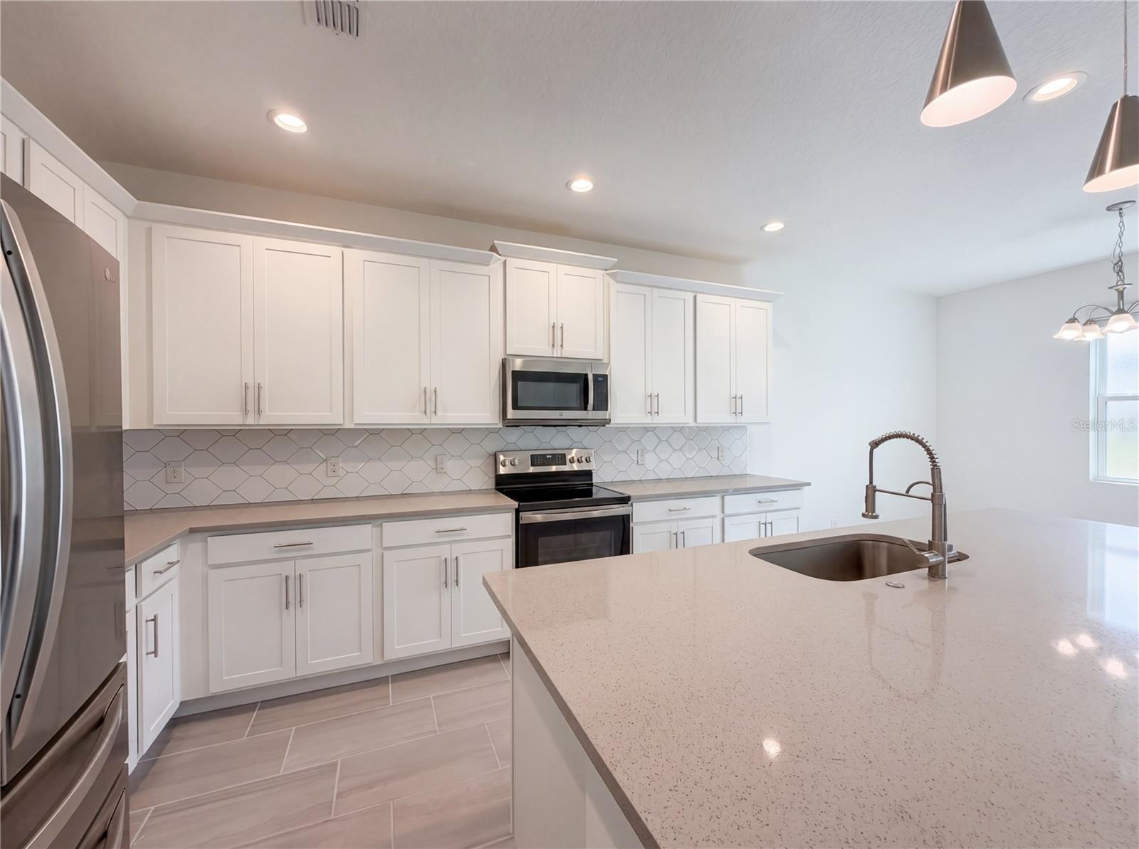 7725 SCICLI WAY, CLERMONT, FL — photo 17