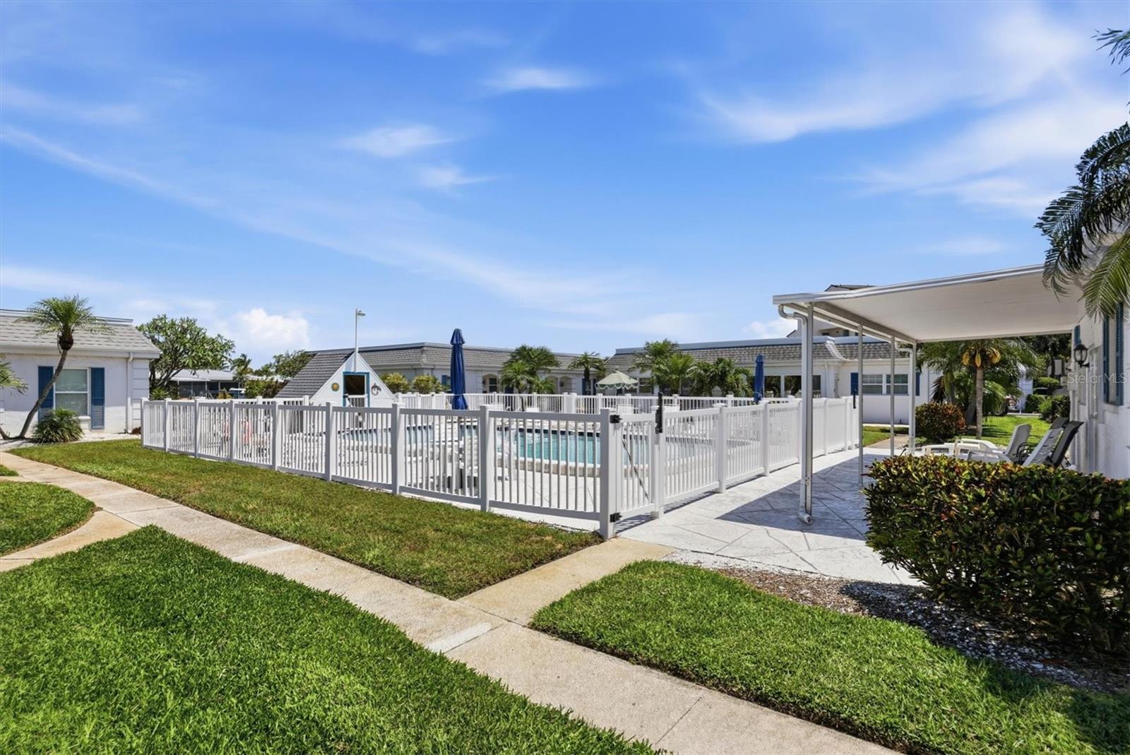9914 SEBASTIAN CT, BRADENTON, FL — photo 46