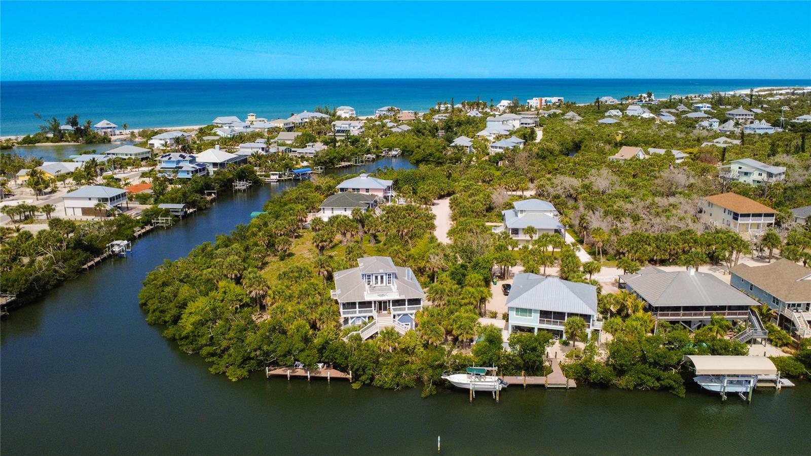 39 BAYSHORE CIR, PLACIDA, FL — photo 4