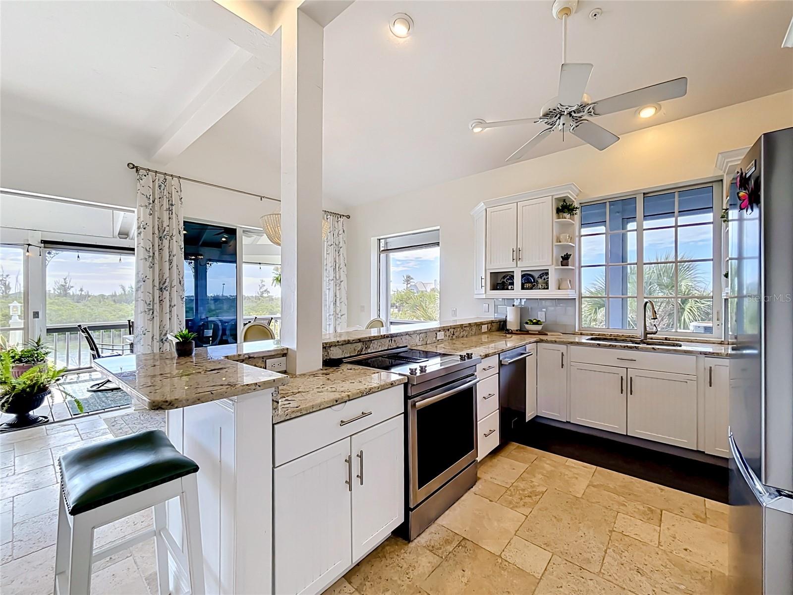 39 BAYSHORE CIR, PLACIDA, FL — photo 16