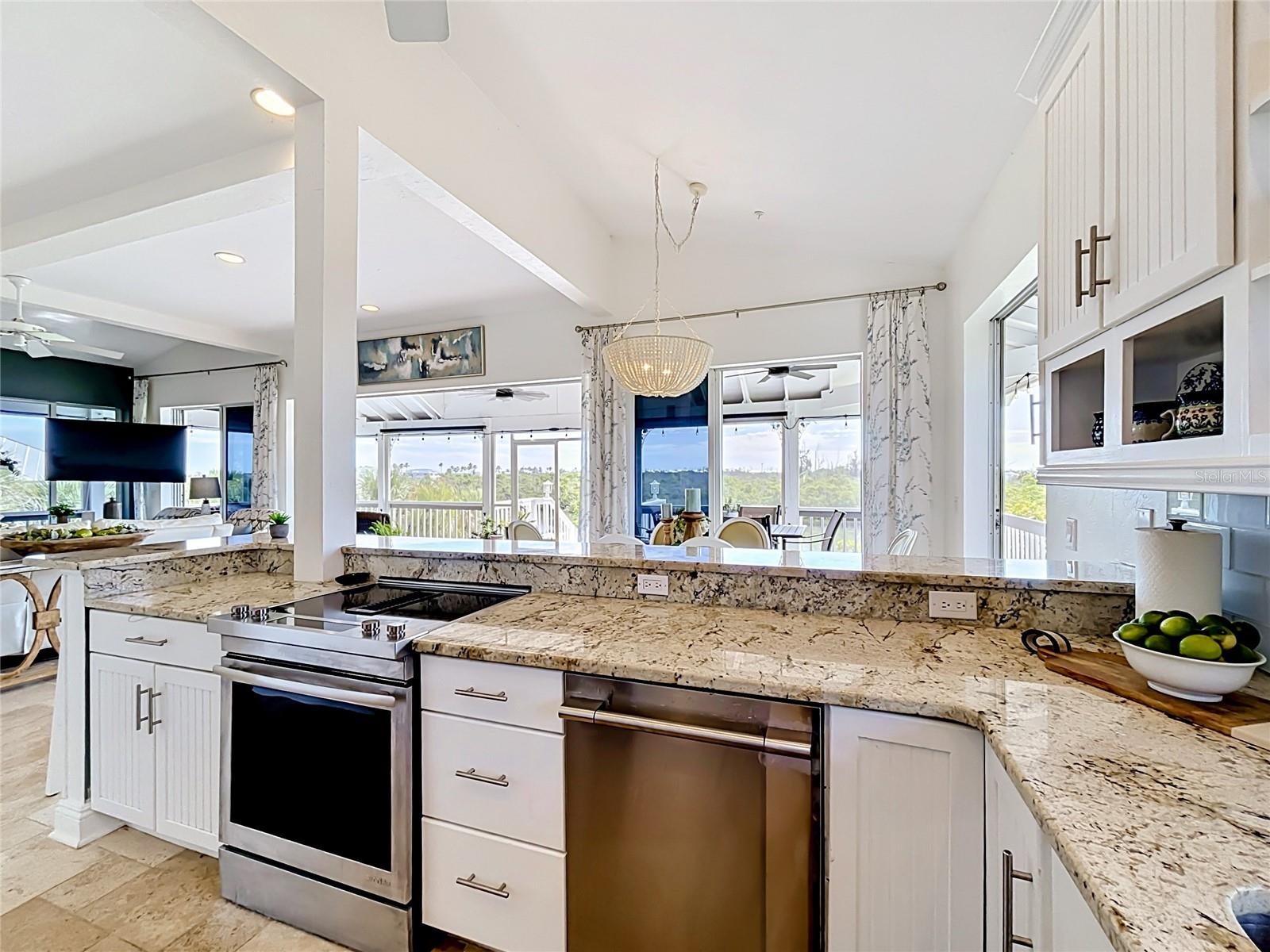 39 BAYSHORE CIR, PLACIDA, FL — photo 19