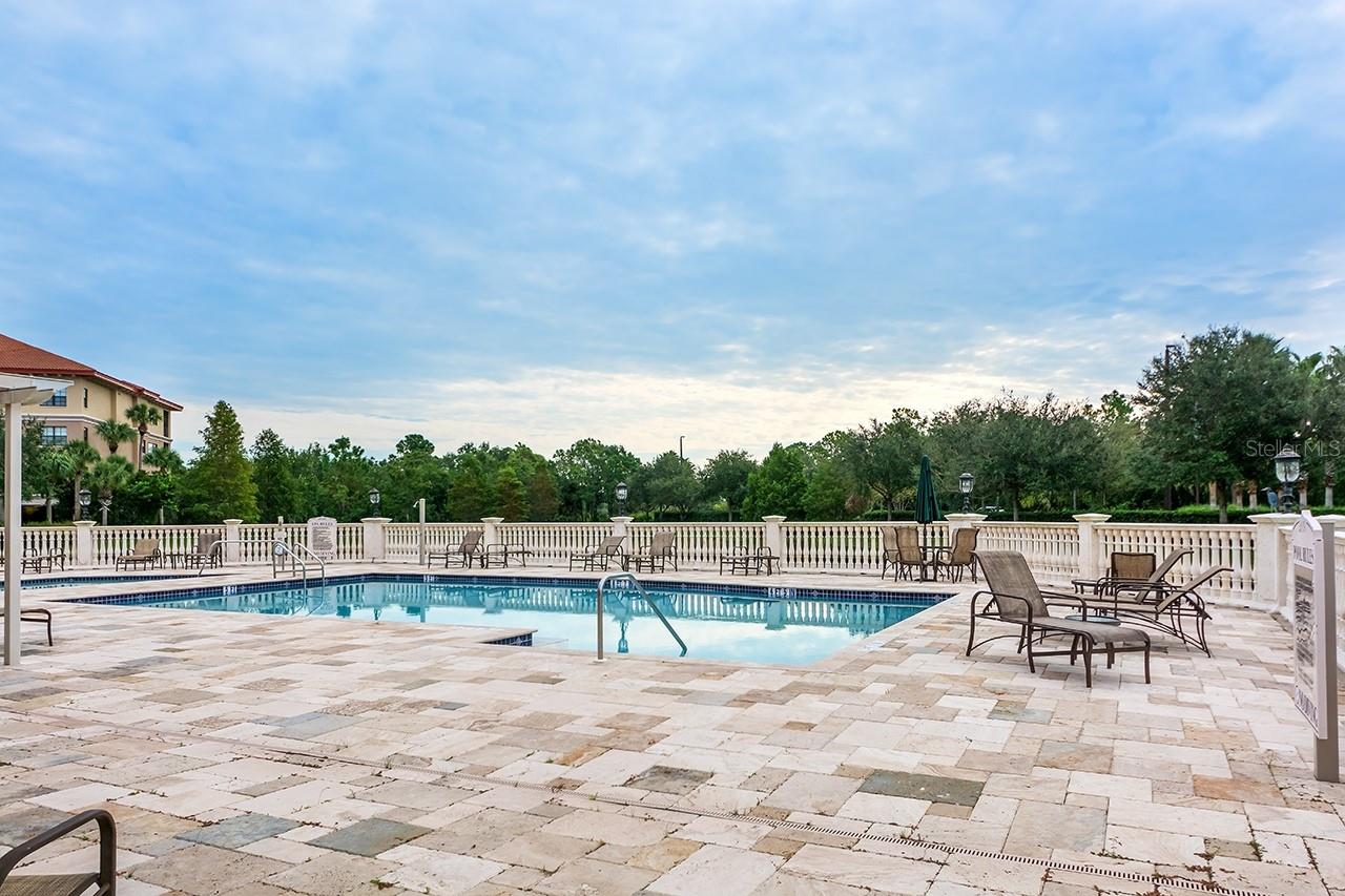 7702 LAKE VISTA CT #204, LAKEWOOD RANCH, FL — photo 2