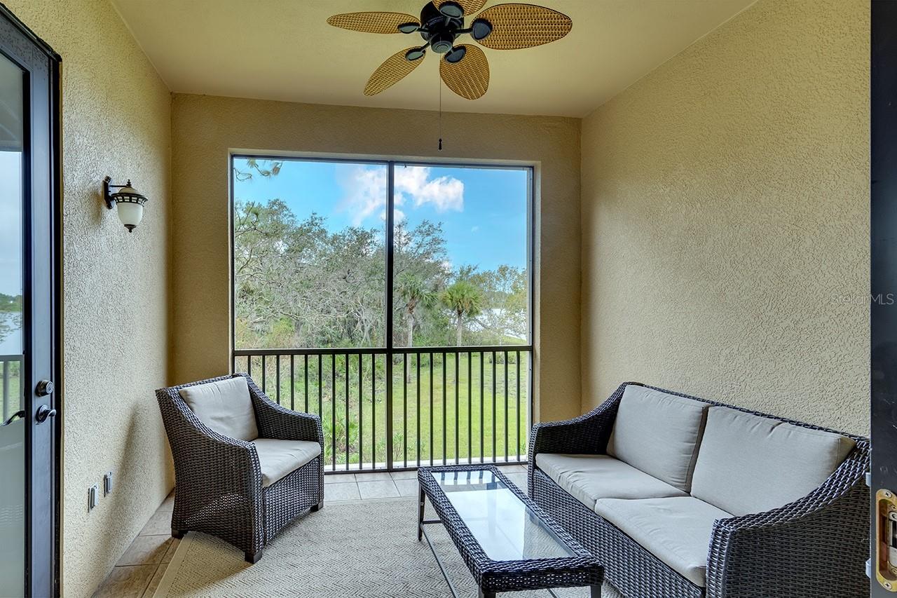7702 LAKE VISTA CT #204, LAKEWOOD RANCH, FL — photo 21