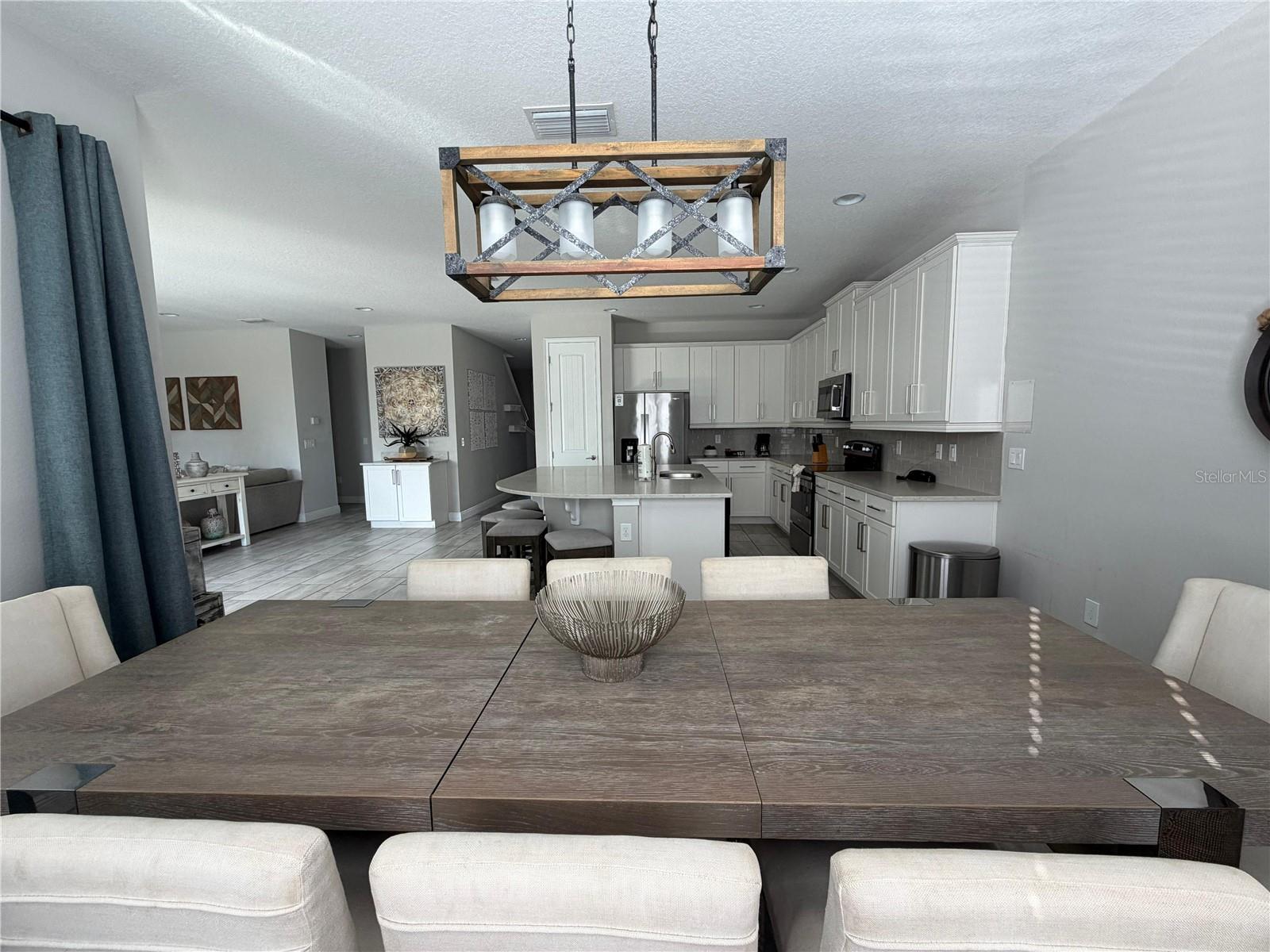 7676 FAIRFAX DR, KISSIMMEE, FL — photo 10