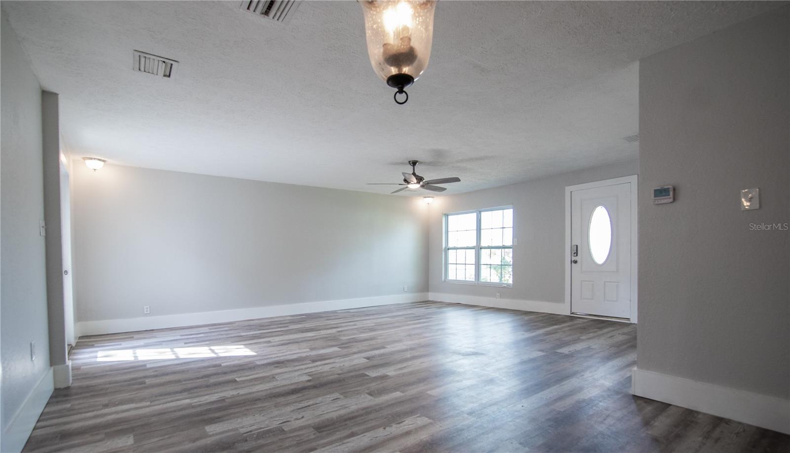 4710 W PRICE AVE, TAMPA, FL — photo 4