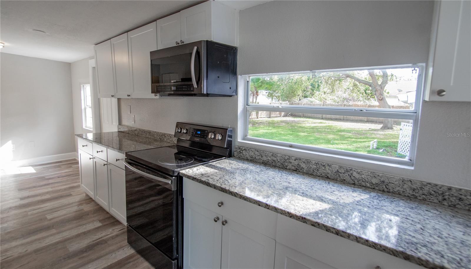4710 W PRICE AVE, TAMPA, FL — photo 9