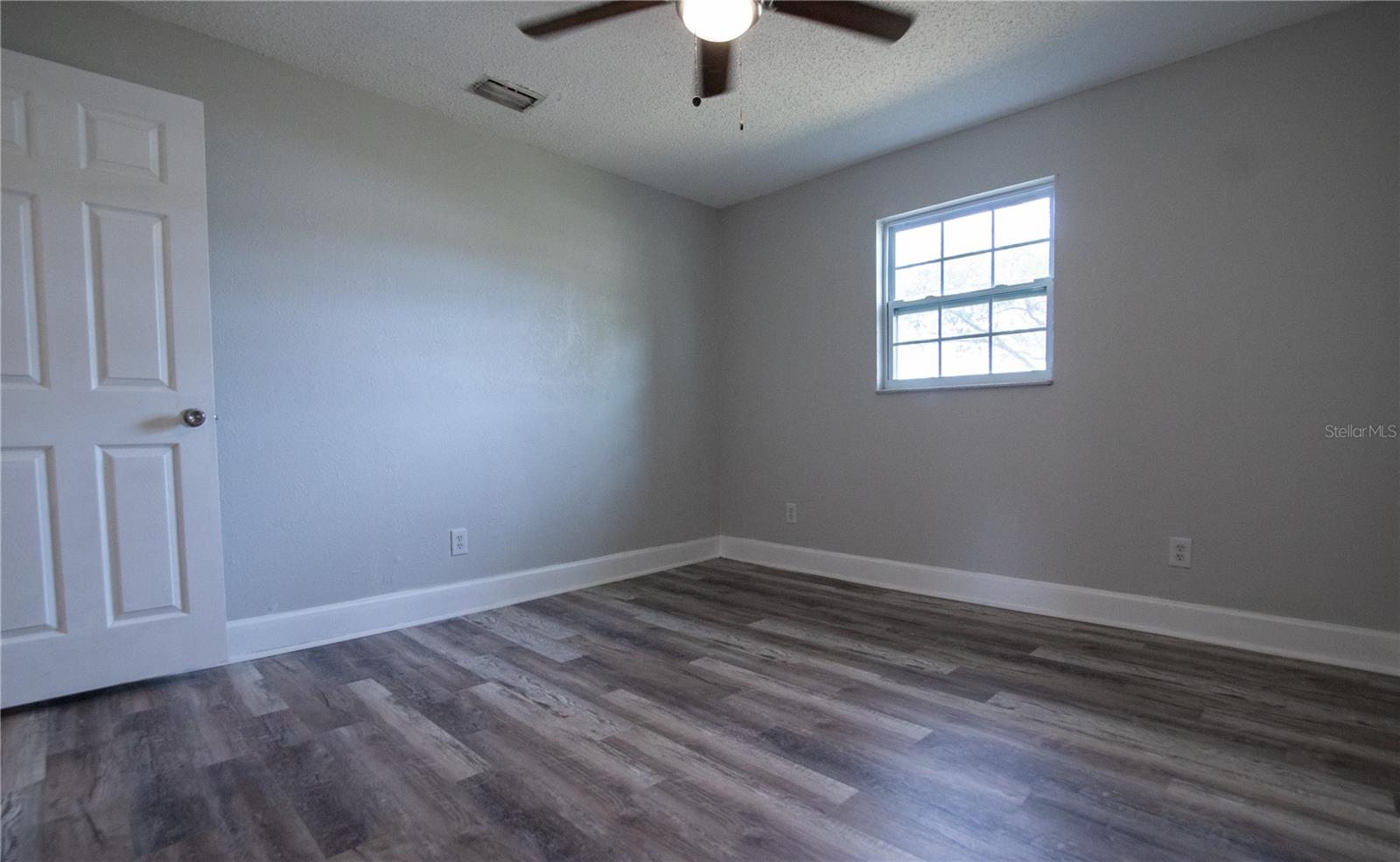 4710 W PRICE AVE, TAMPA, FL — photo 24