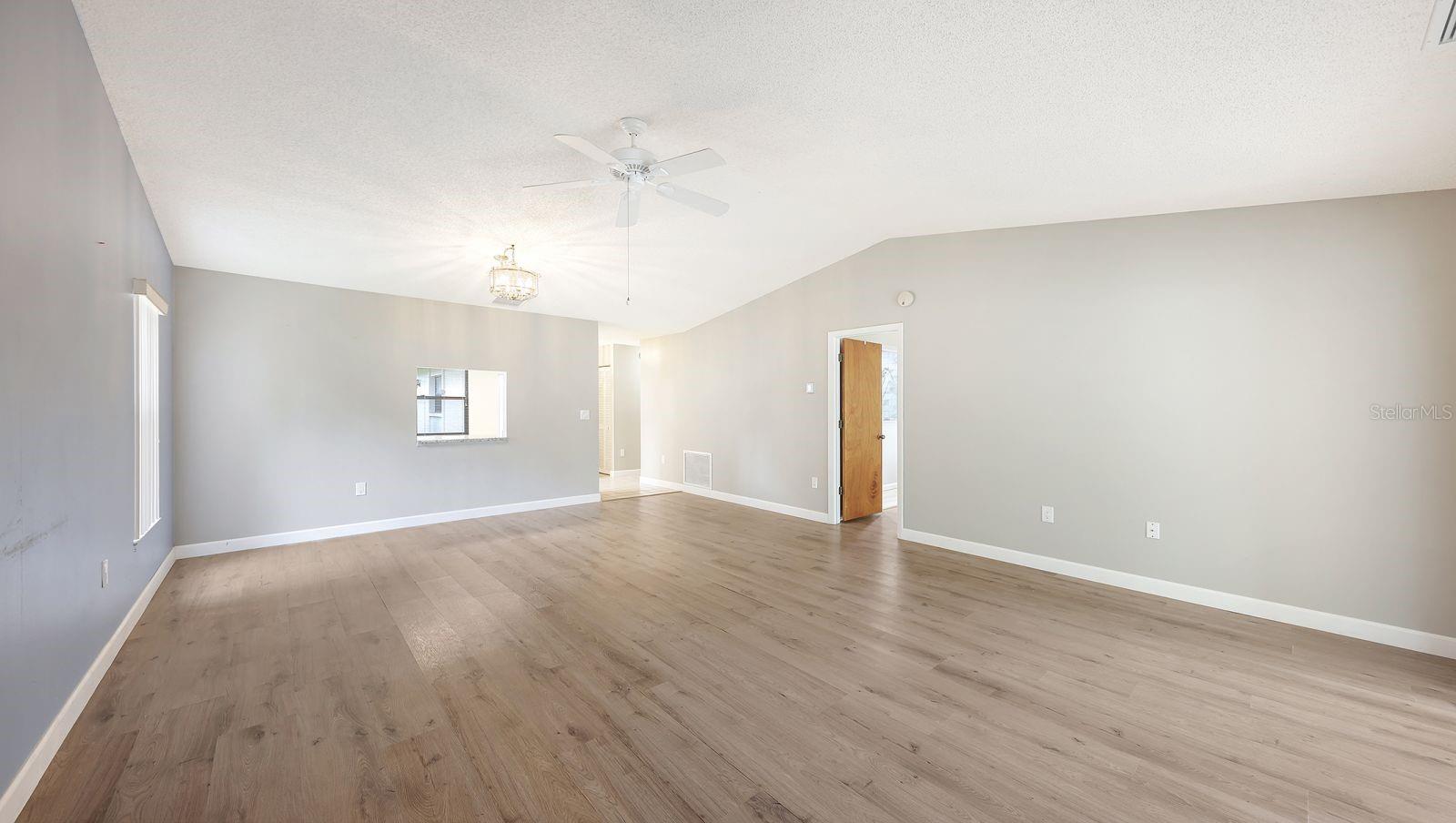 4633 OAK HILL DR #13, SARASOTA, FL — photo 12