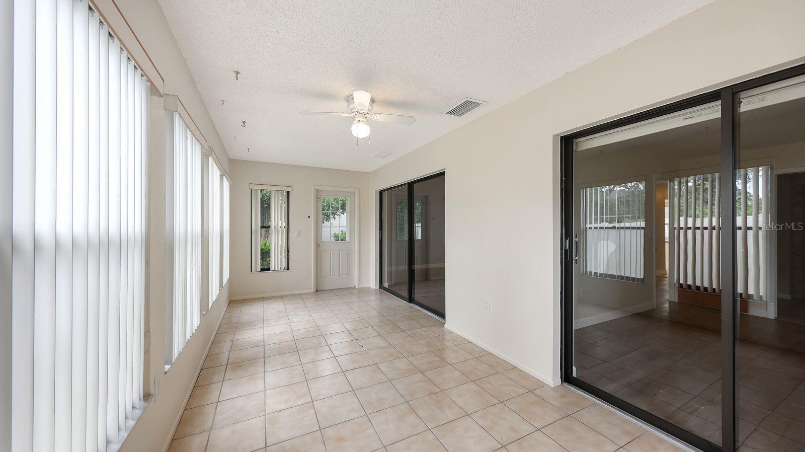 4633 OAK HILL DR #13, SARASOTA, FL — photo 27