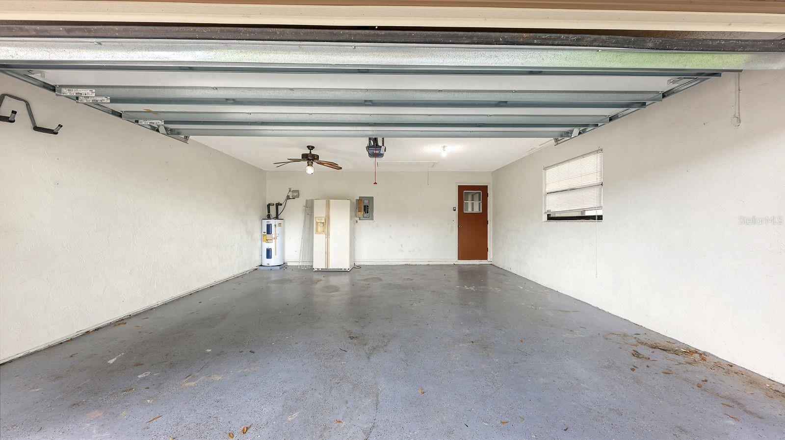 4633 OAK HILL DR #13, SARASOTA, FL — photo 32