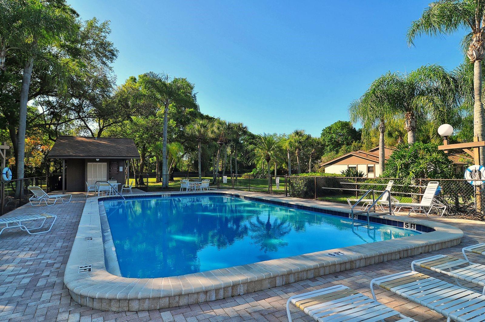 4633 OAK HILL DR #13, SARASOTA, FL — photo 37