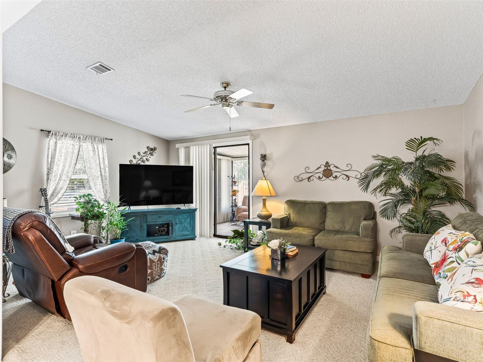 1809 DAFFODIL LN, LADY LAKE, FL — photo 24