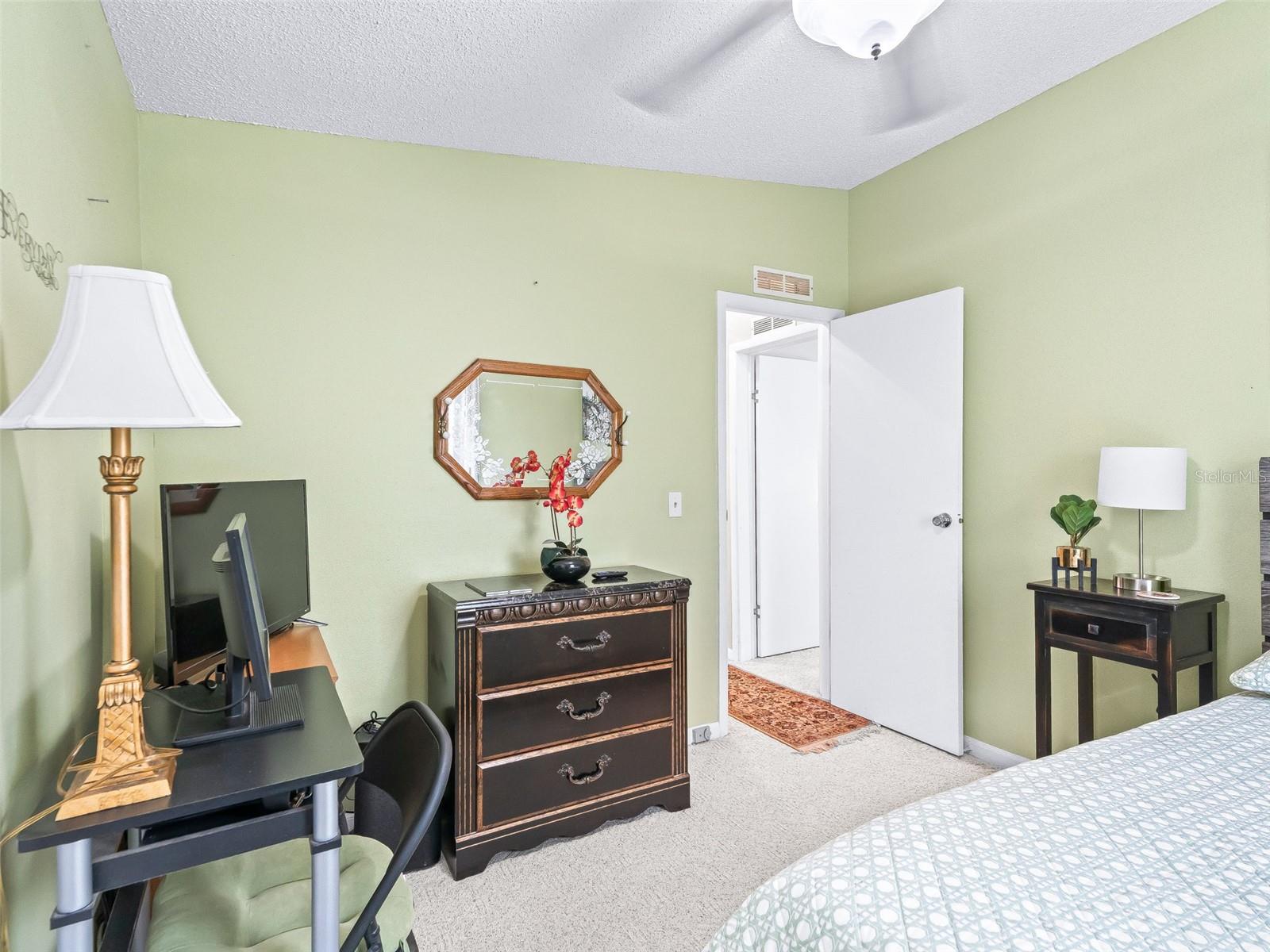 1809 DAFFODIL LN, LADY LAKE, FL — photo 51