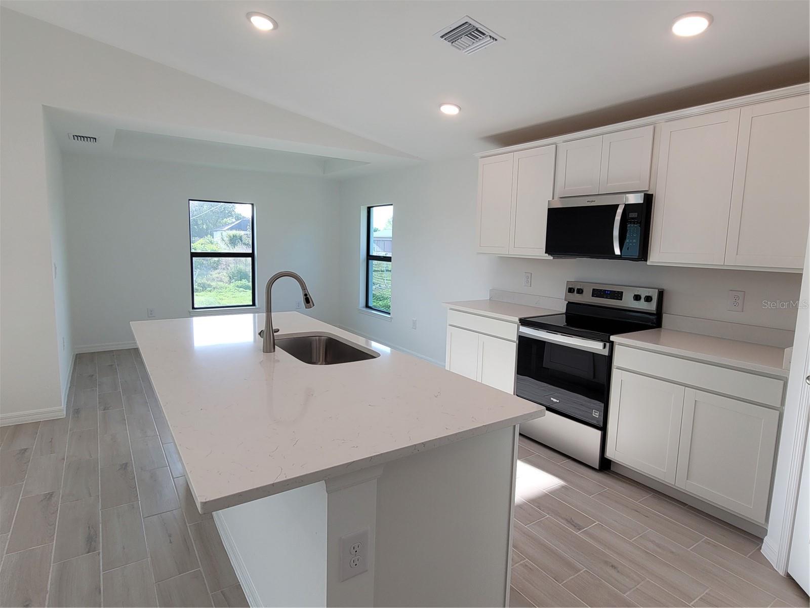 6305 SHAW ST, ENGLEWOOD, FL — photo 3