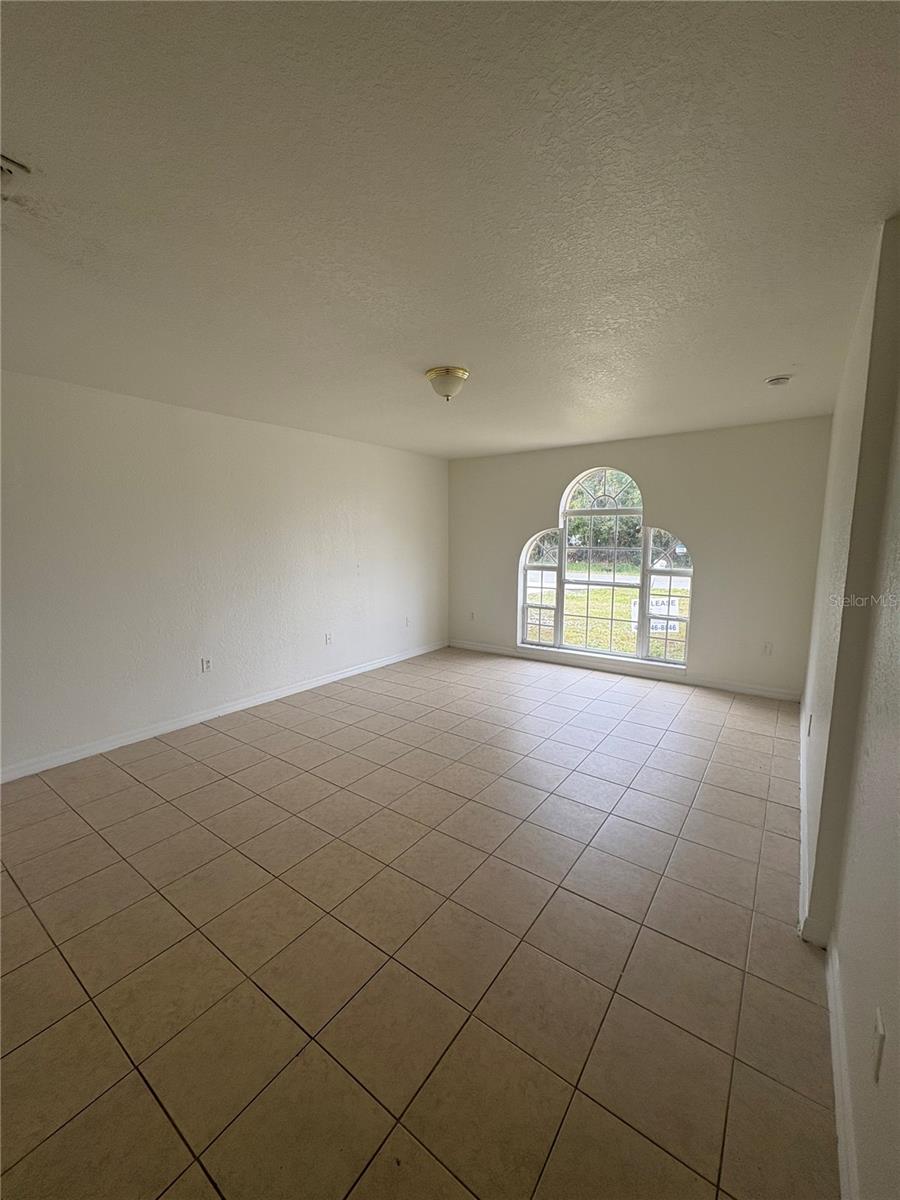 756 CAMEL CT, KISSIMMEE, FL — photo 3