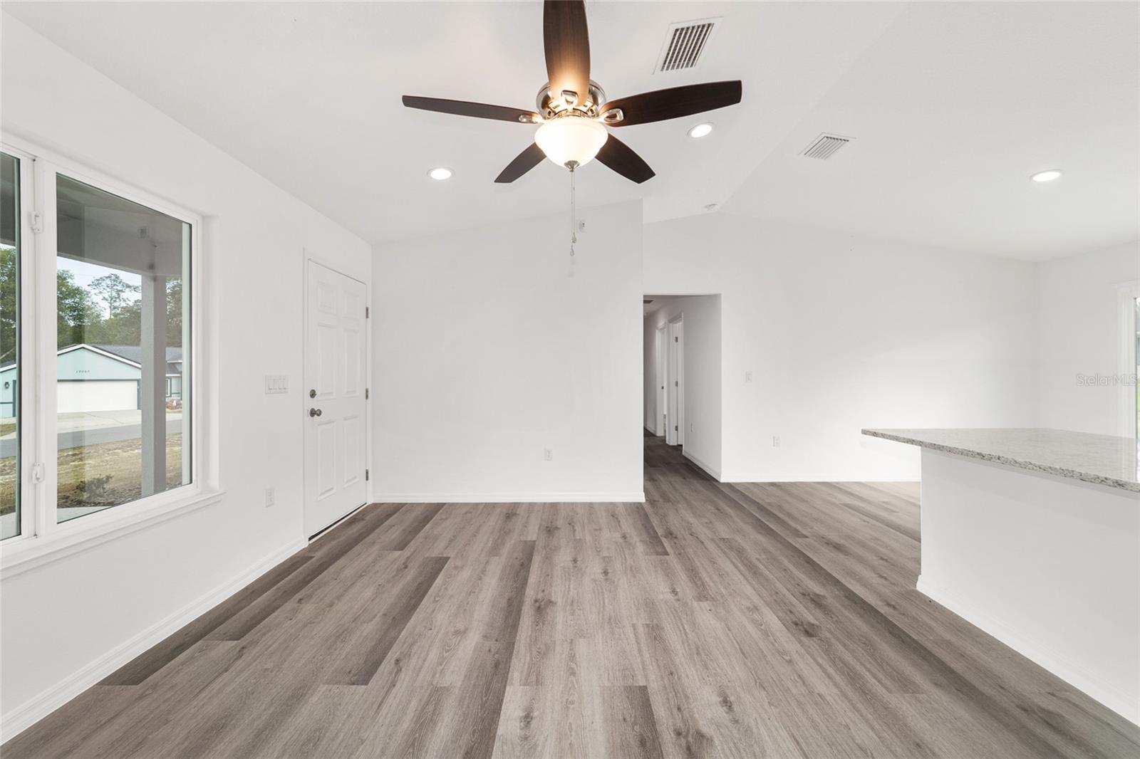 13078 NE 7TH LOOP, SILVER SPRINGS, FL — photo 10