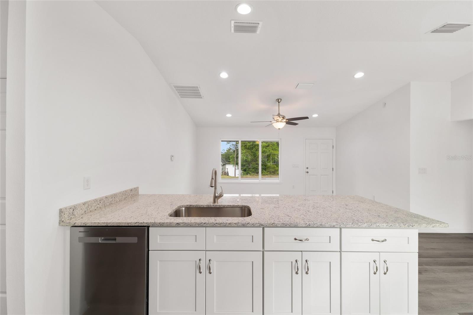 13078 NE 7TH LOOP, SILVER SPRINGS, FL — photo 20