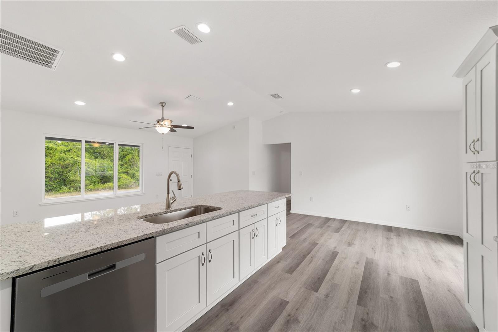 13078 NE 7TH LOOP, SILVER SPRINGS, FL — photo 23