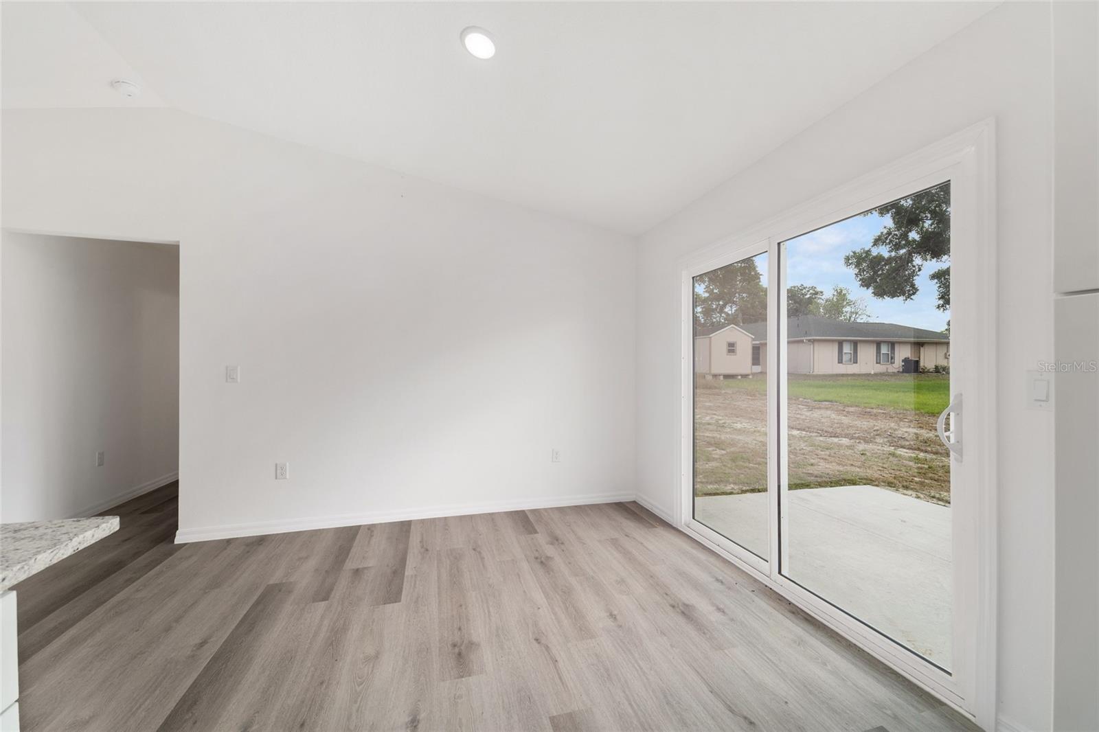 13078 NE 7TH LOOP, SILVER SPRINGS, FL — photo 25