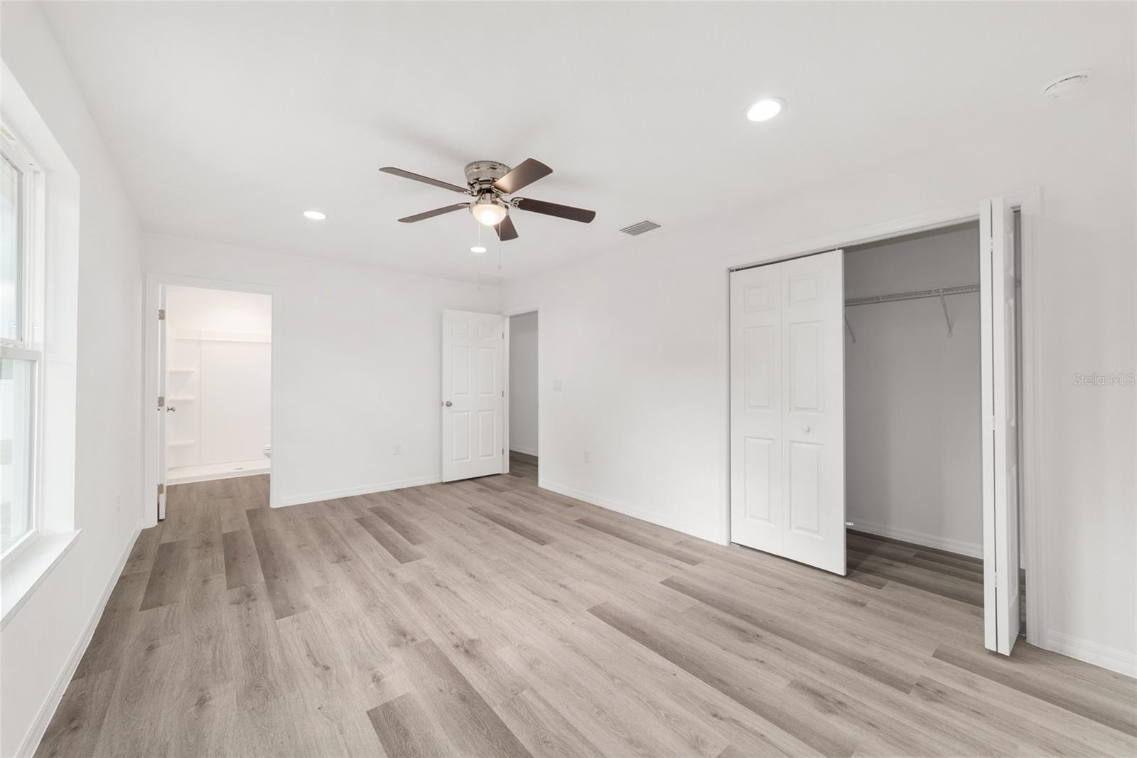 13078 NE 7TH LOOP, SILVER SPRINGS, FL — photo 29