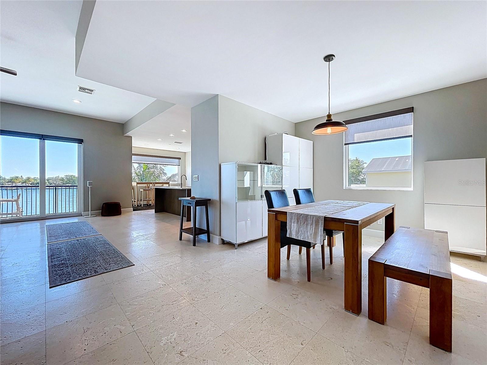 306 BAY PLZ, TREASURE ISLAND, FL — photo 13