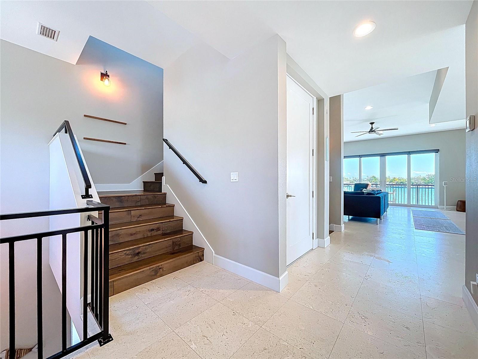 306 BAY PLZ, TREASURE ISLAND, FL — photo 46