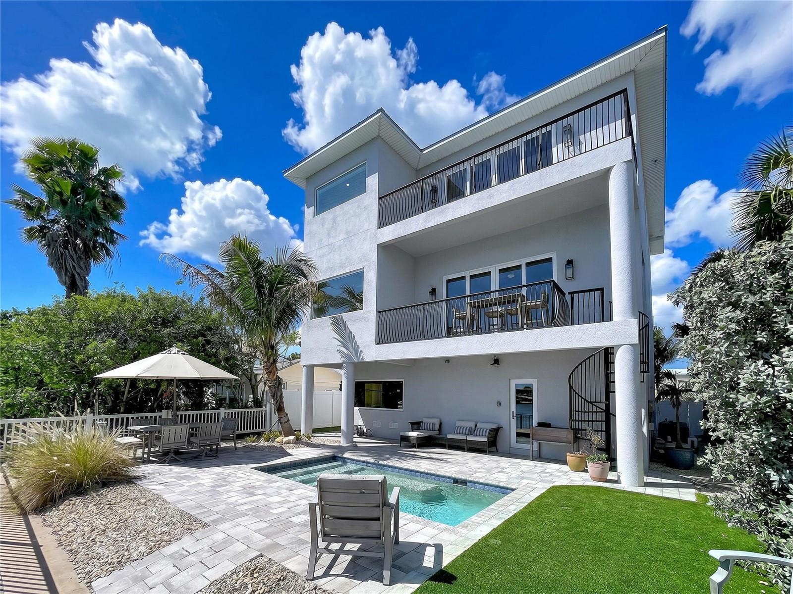 306 BAY PLZ, TREASURE ISLAND, FL — photo 58