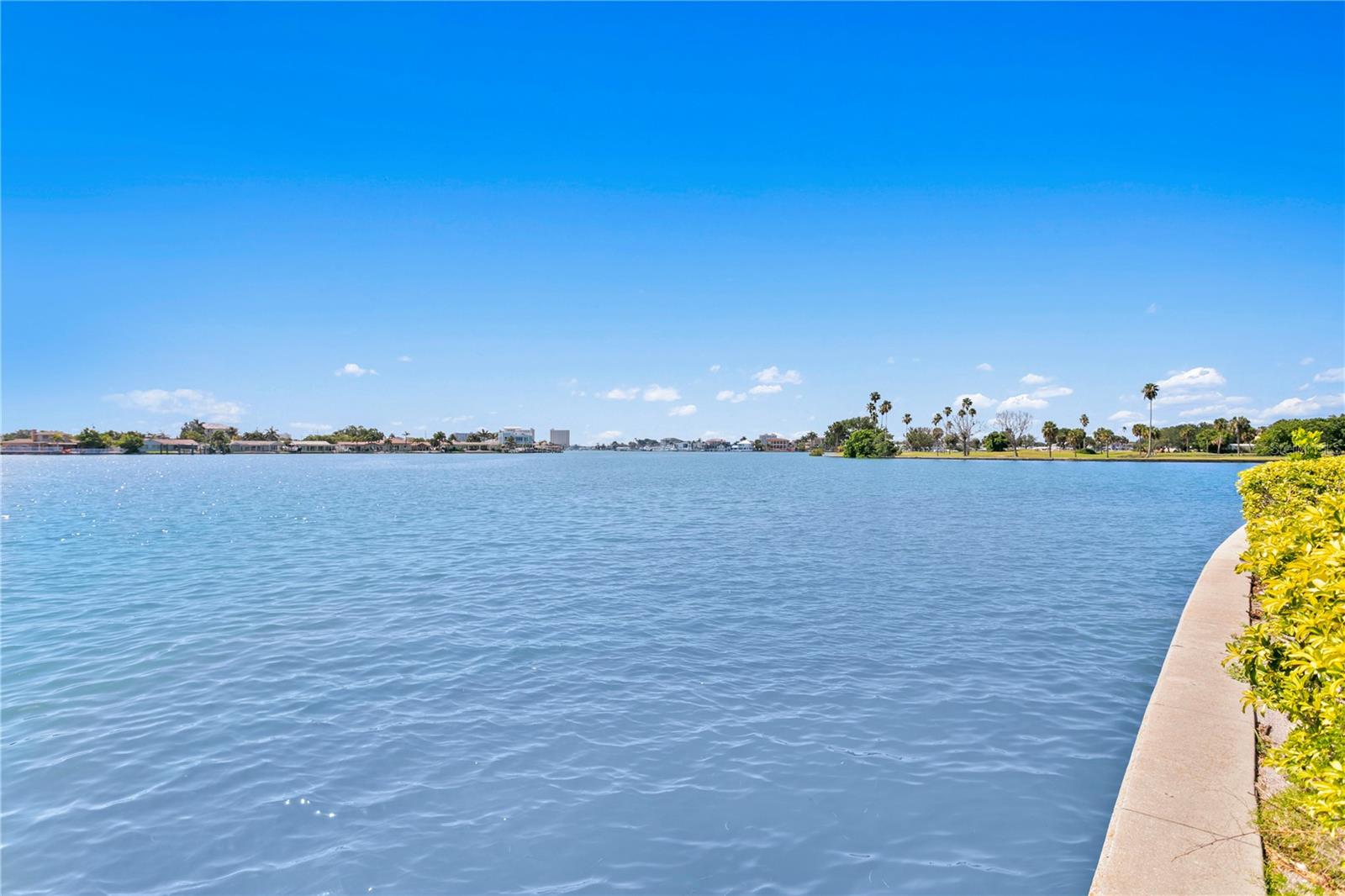 450 TREASURE ISLAND CSWY #104, TREASURE ISLAND, FL — photo 30