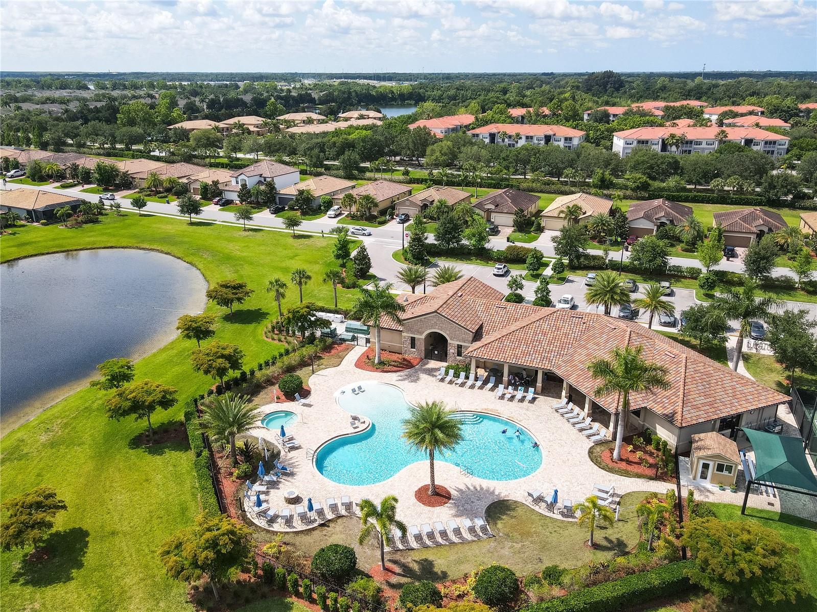 424 WINDING BROOK LN #104, BRADENTON, FL — photo 45