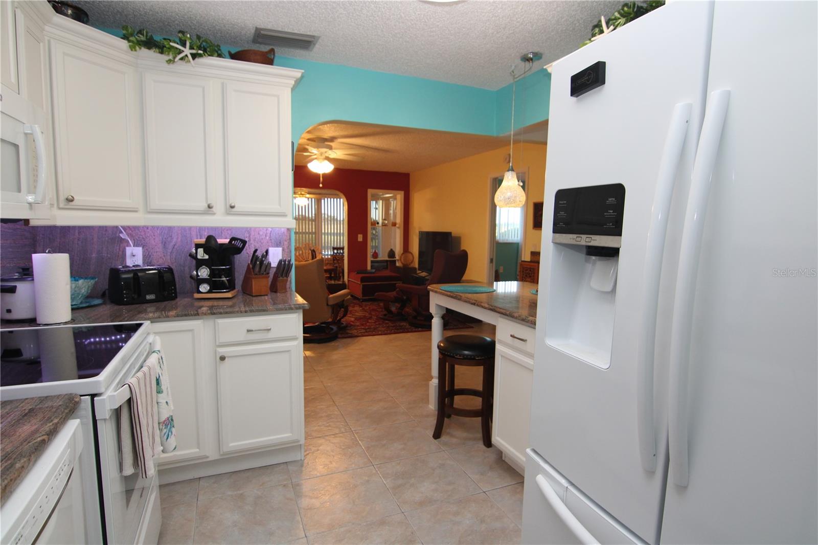 1207 LAKEHOUSE CT #1207, SUN CITY CENTER, FL — photo 4