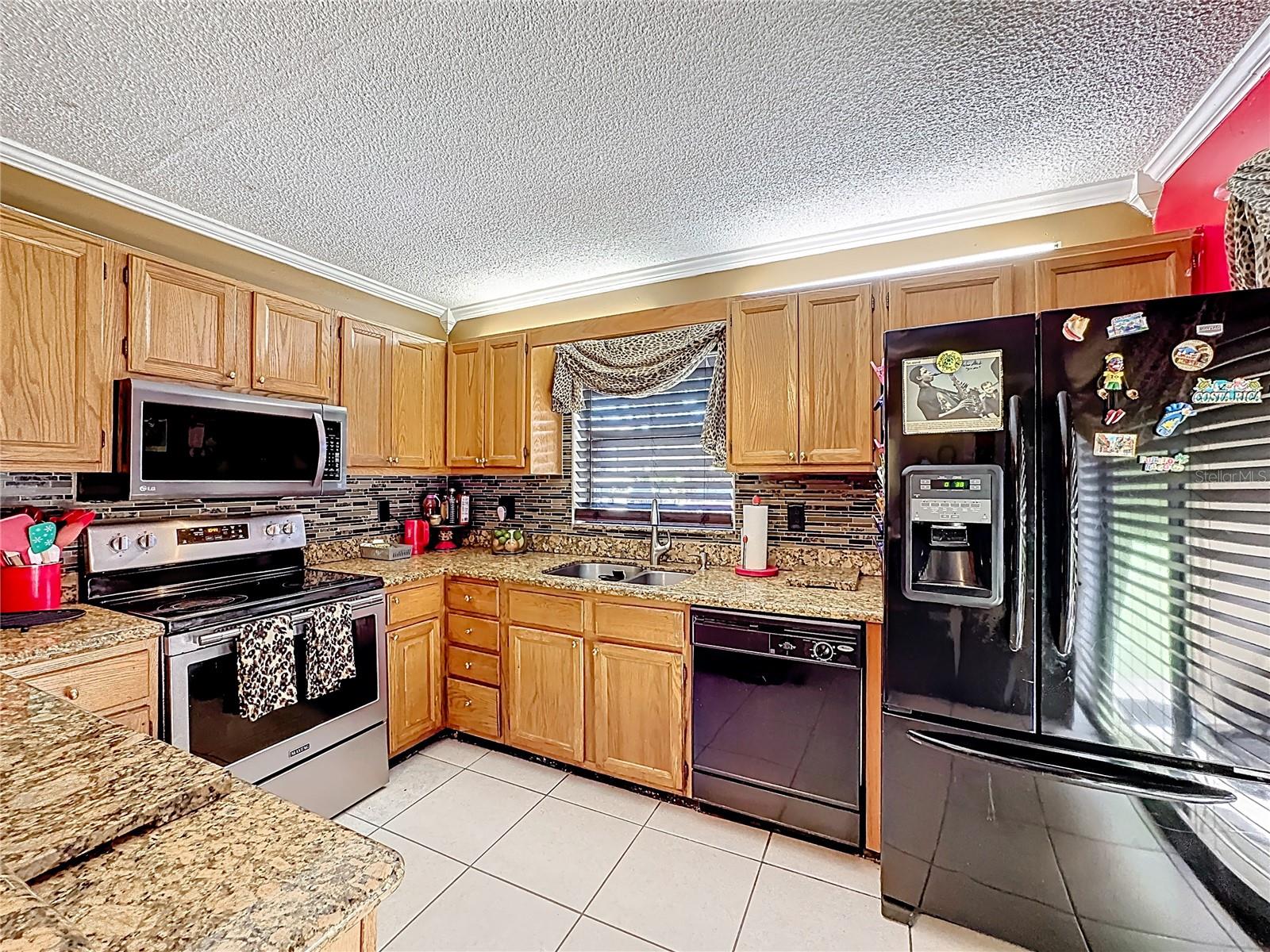 1458 N LAWNWOOD CIR #24A, FORT PIERCE, FL — photo 9