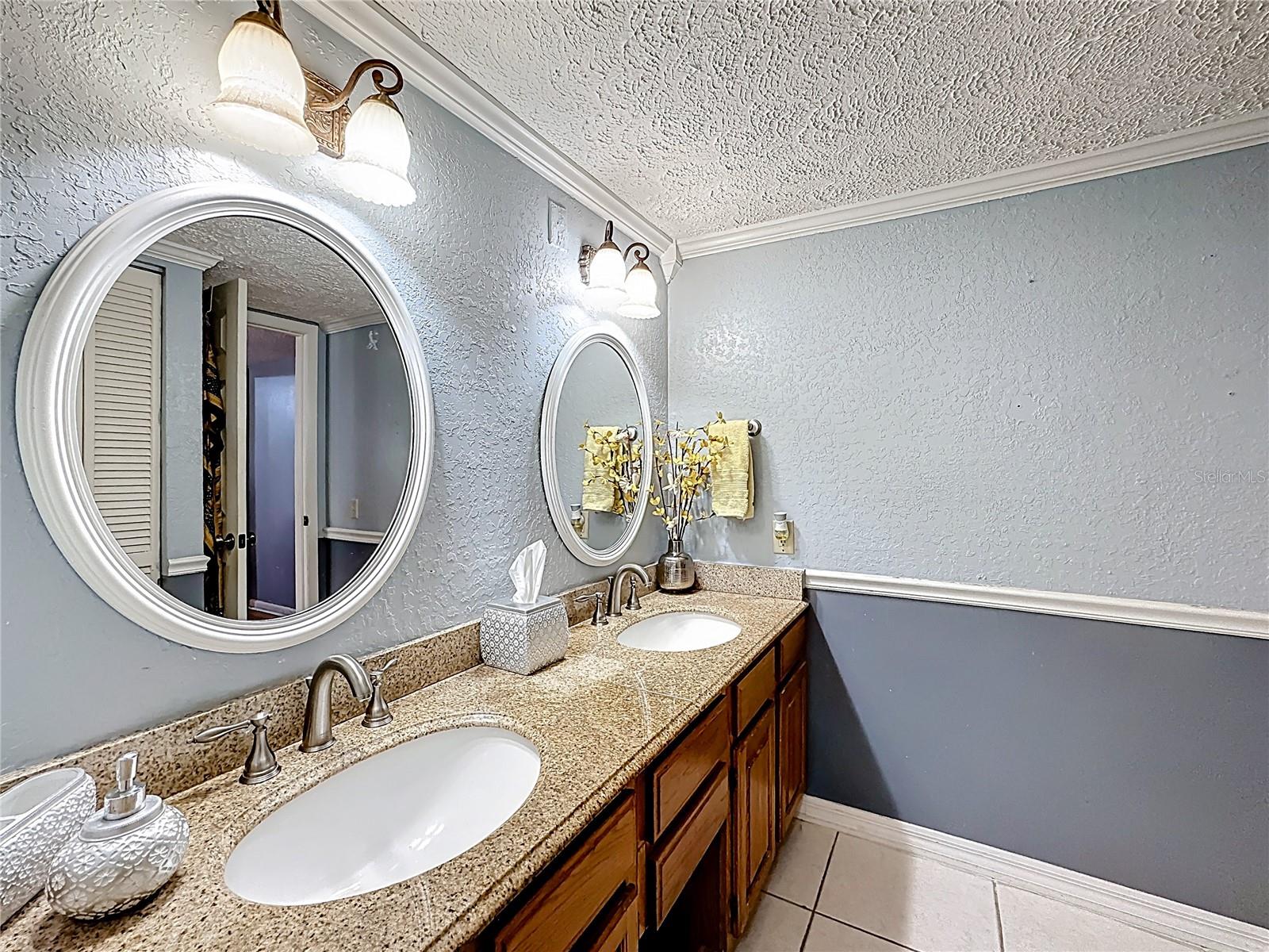 1458 N LAWNWOOD CIR #24A, FORT PIERCE, FL — photo 26