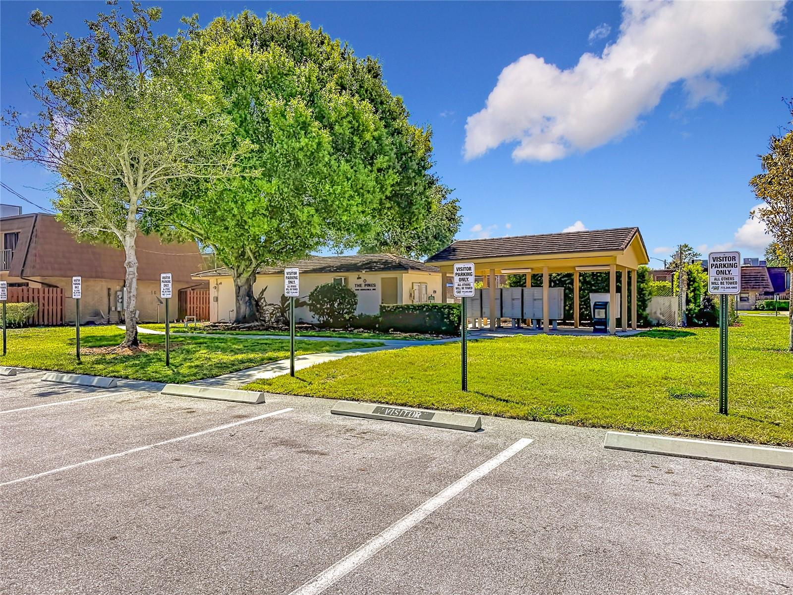 1458 N LAWNWOOD CIR #24A, FORT PIERCE, FL — photo 32