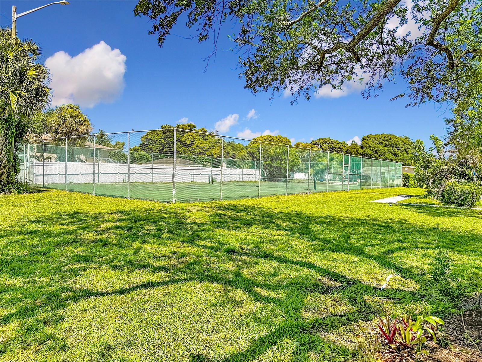 1458 N LAWNWOOD CIR #24A, FORT PIERCE, FL — photo 38