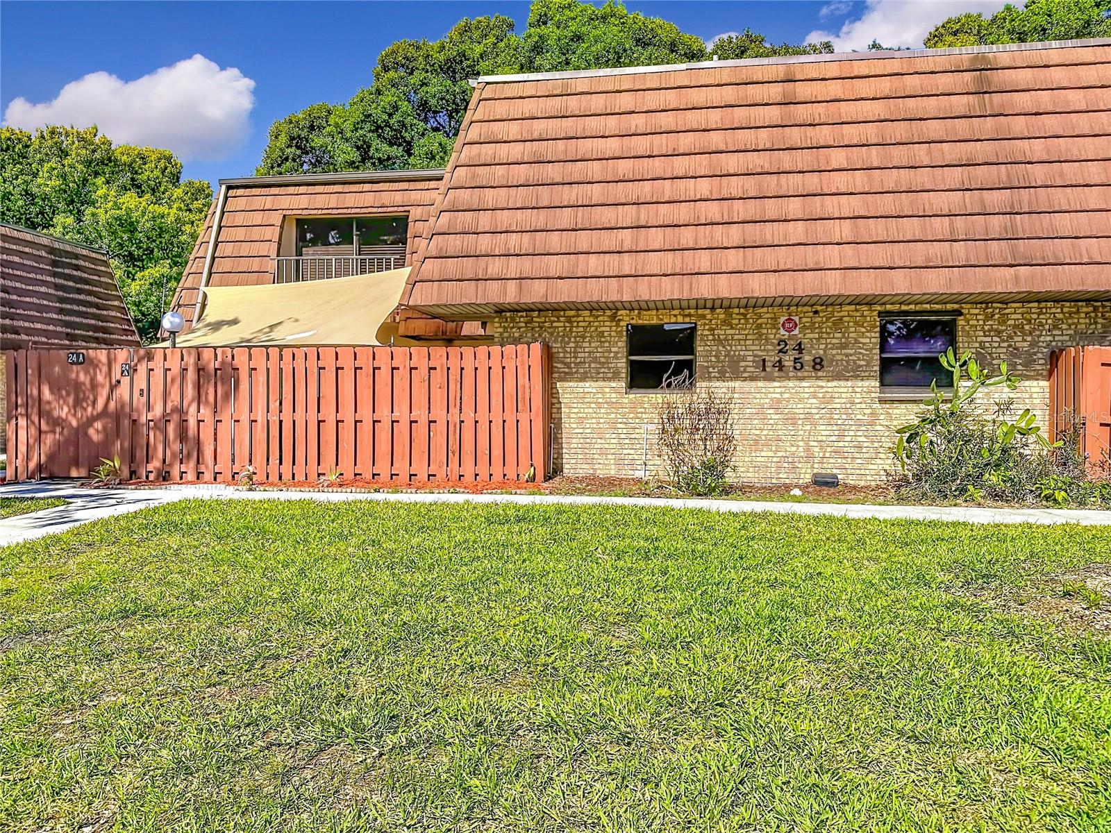1458 N LAWNWOOD CIR #24A, FORT PIERCE, FL — photo 43