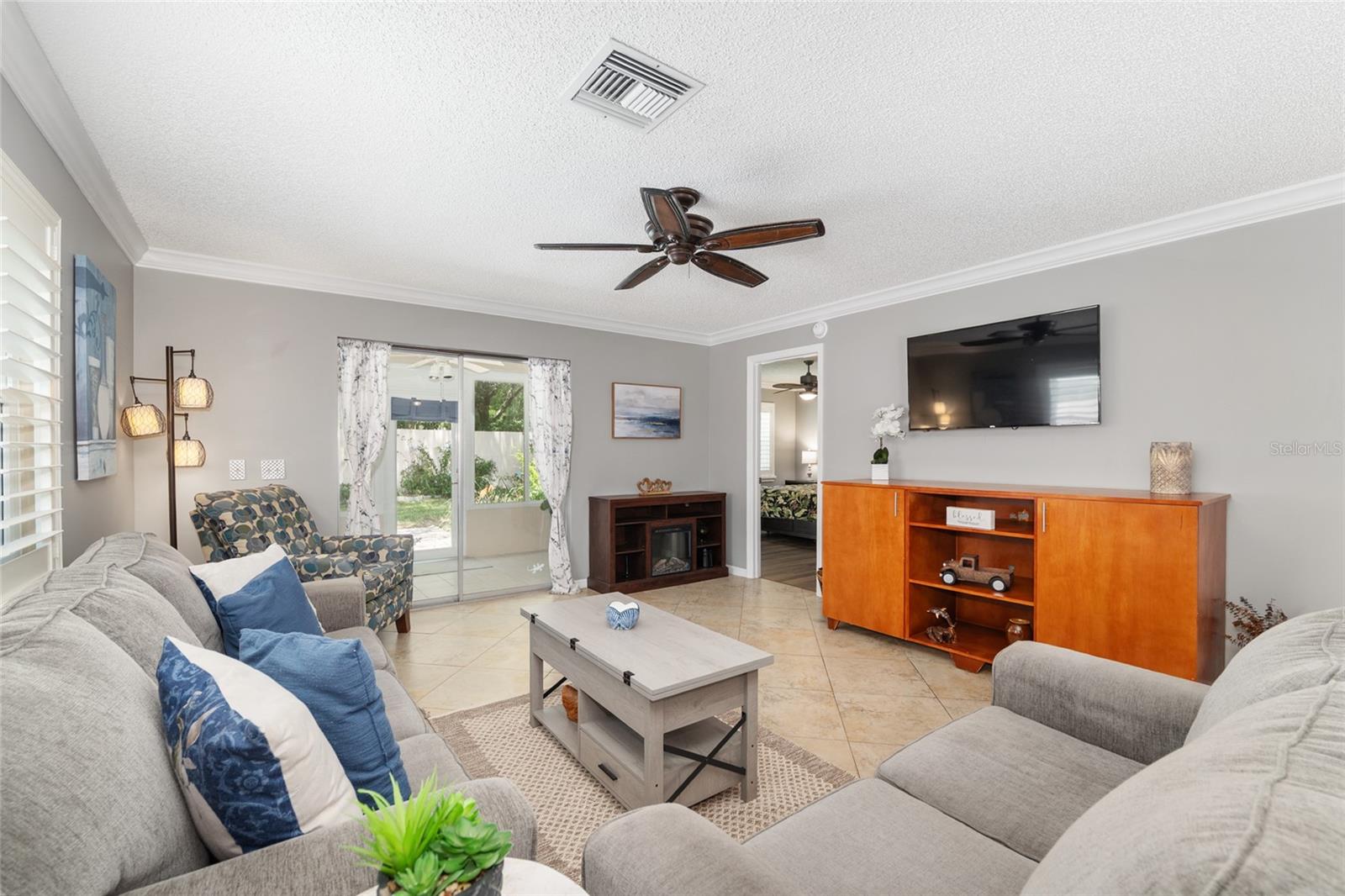 963 AVALON AVE, LADY LAKE, FL — photo 20