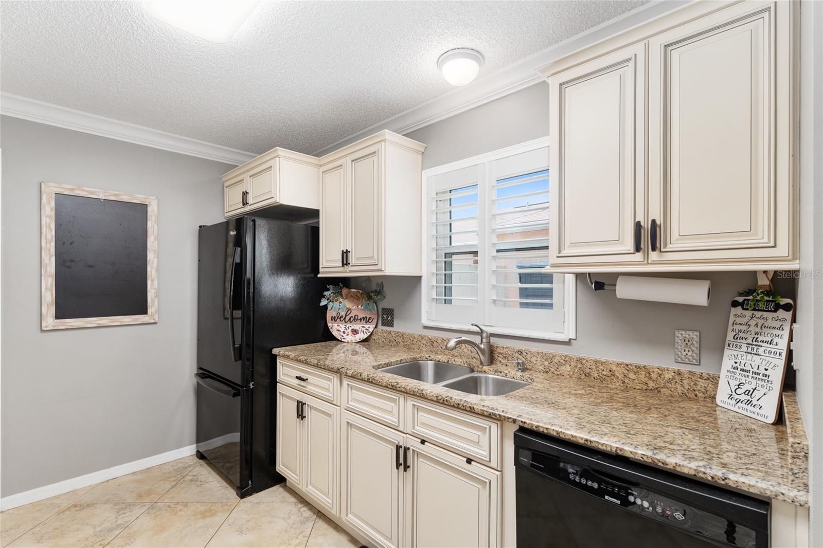 963 AVALON AVE, LADY LAKE, FL — photo 34